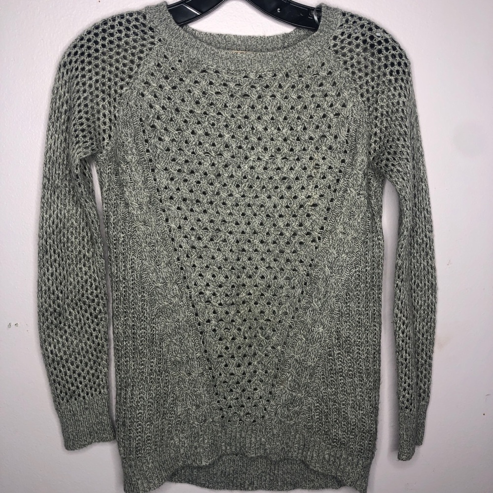 Pink rose— sweater